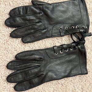 A|X Armani Exchange Butter Soft Leather Lace-Up Gloves Black Women S/M Designer